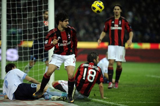 动作引起了 动作引起了