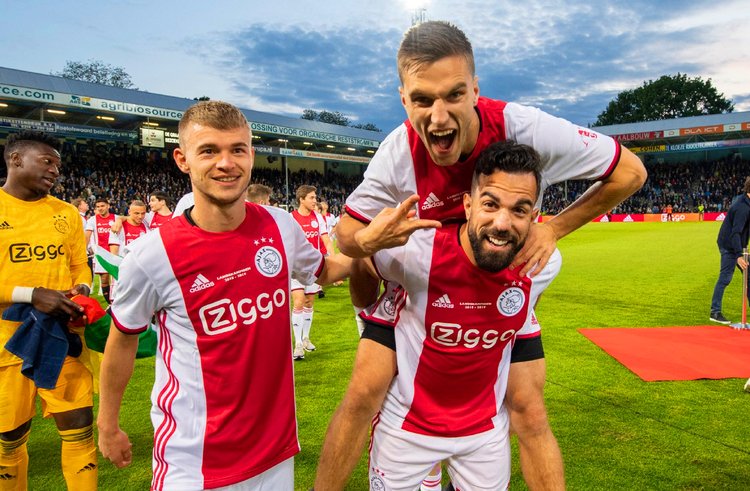 指的是牌面 指的是牌面